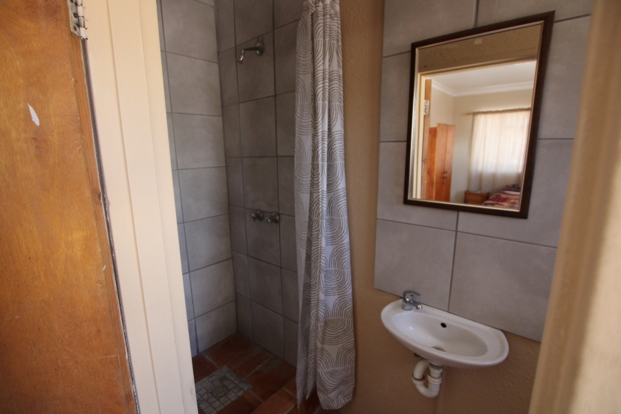 2 Bedroom Property for Sale in Fraserburg Northern Cape